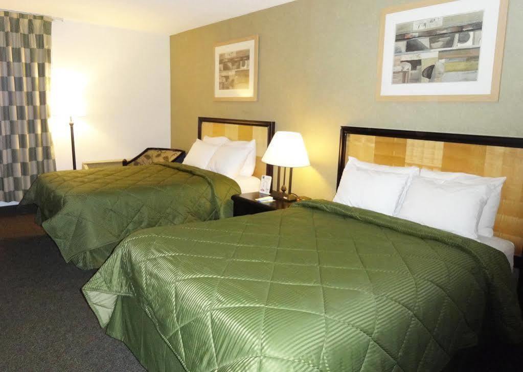 Comfort Inn & Suites Pittsburgh Gibsonia Exterior foto